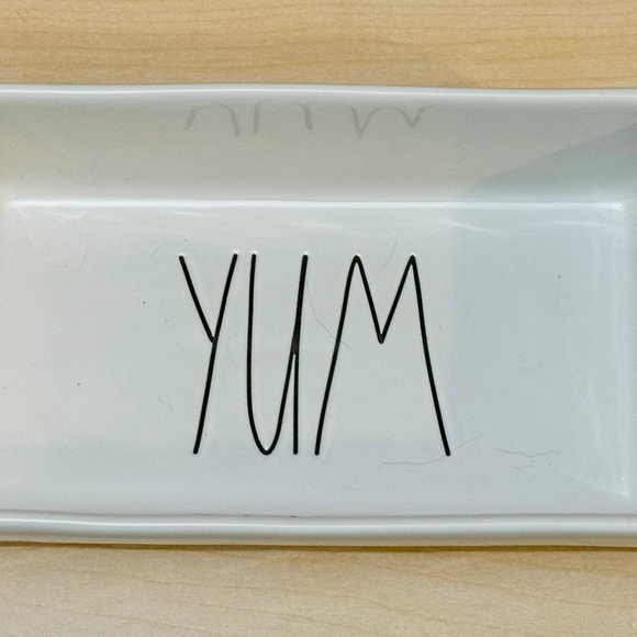 Rae Dunn “Yum” Ceramic Loaf Pan By Magenta - Large Letter Artisan Collection - Picture 1 of 6